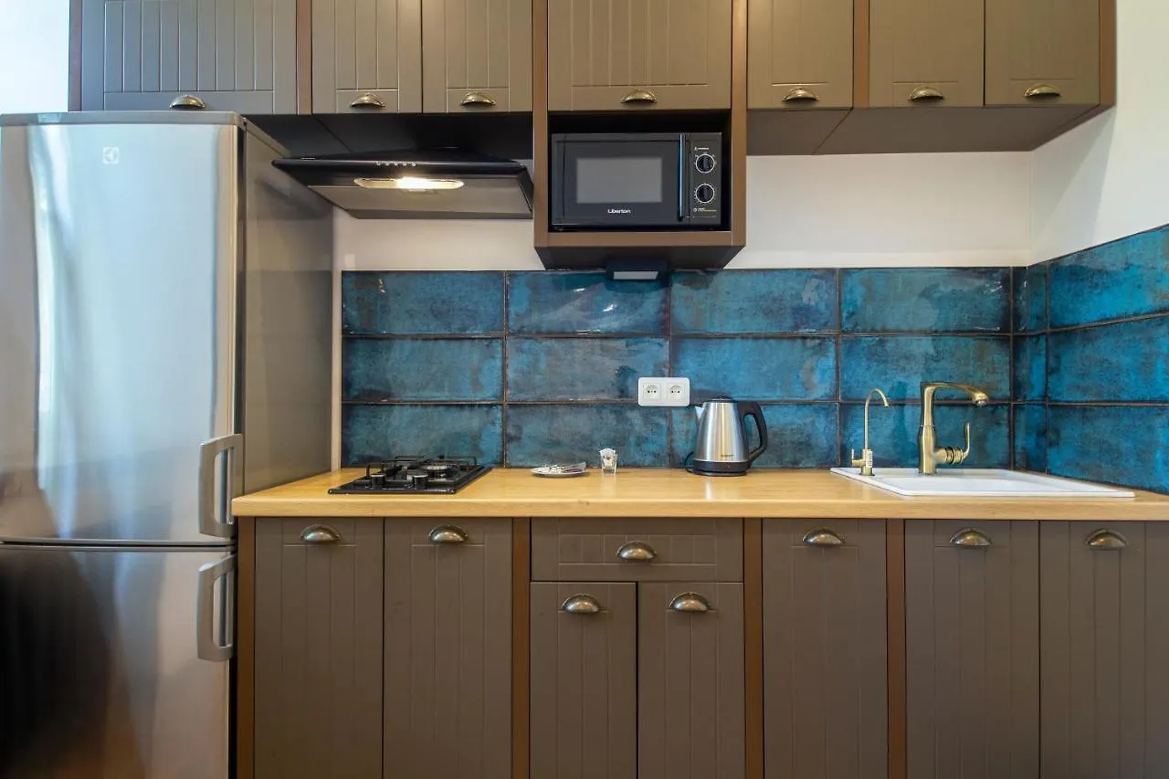 Self Check-In Apartments Near Landscape Alley Kiev