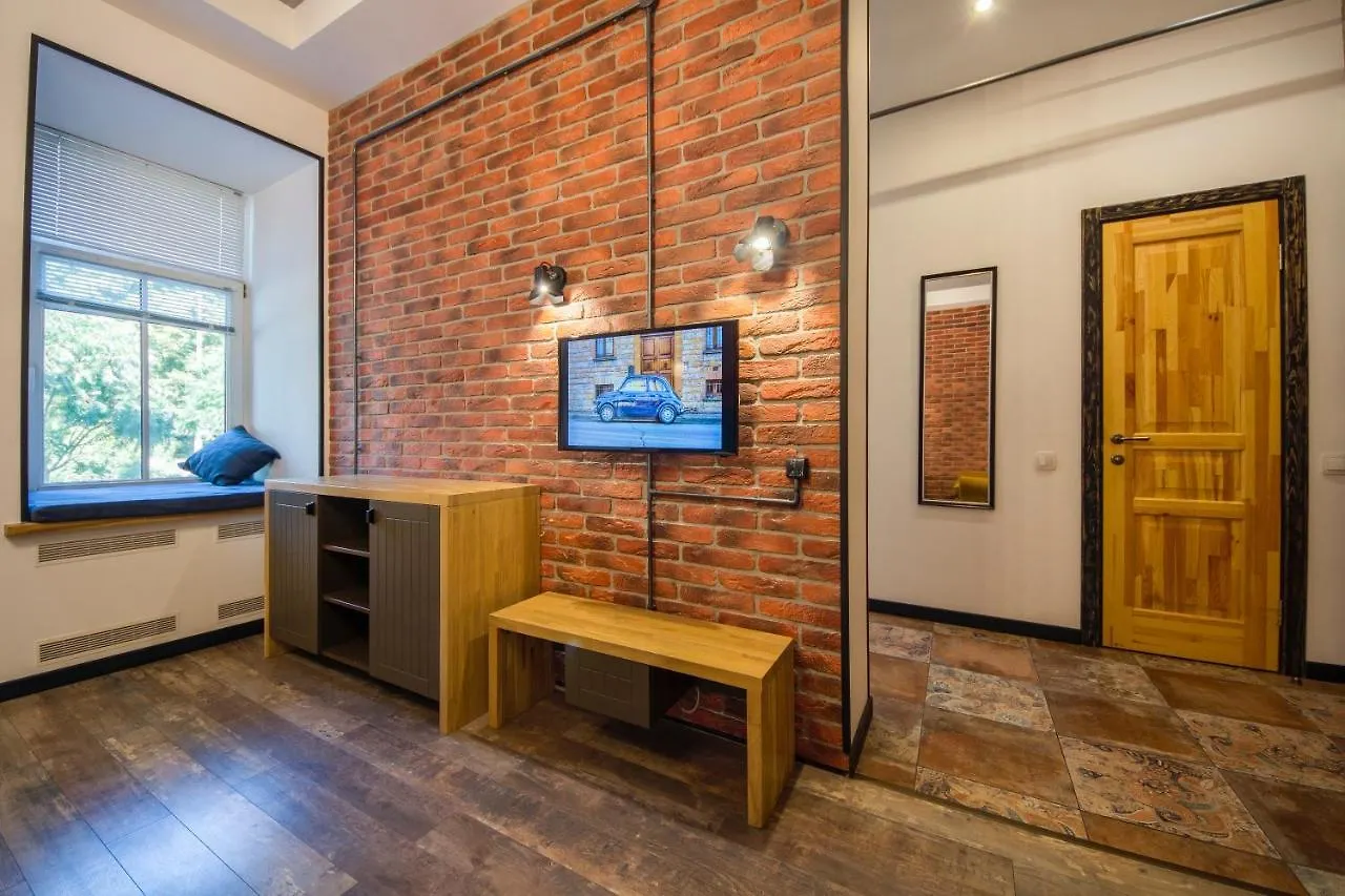 Self Check-In Apartments Near Landscape Alley Kiev